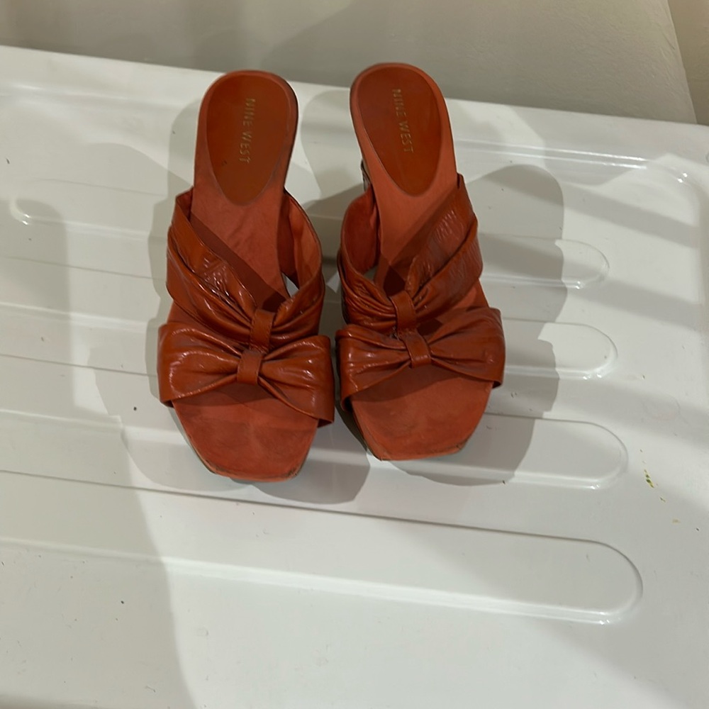 Nine West orange Platform sandals size